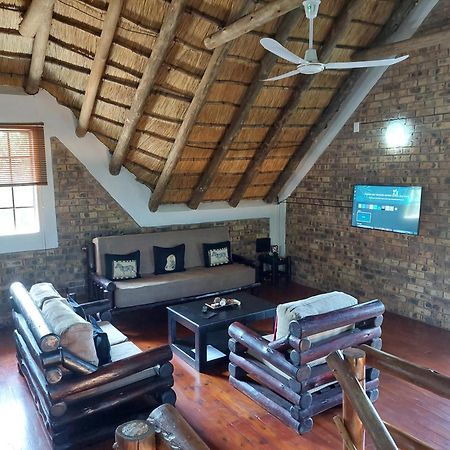 Giraffe Plains Villa Marloth Park Luaran gambar